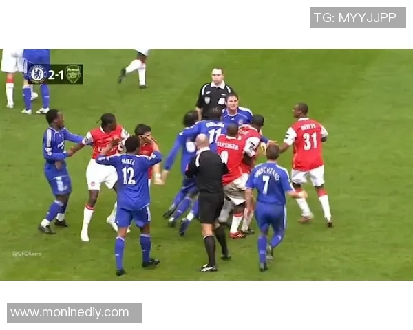 切尔西与阿森纳球迷冲突引发激烈斗殴现场混乱不堪